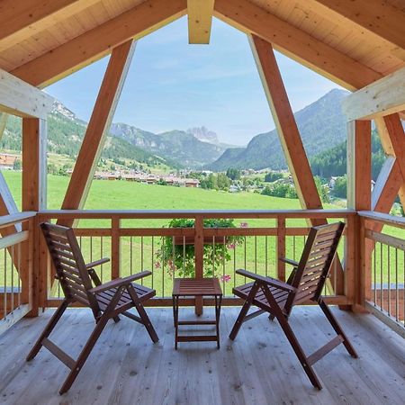 Eco-Green Fiores Agriturismo Vigo di Fassa Luaran gambar