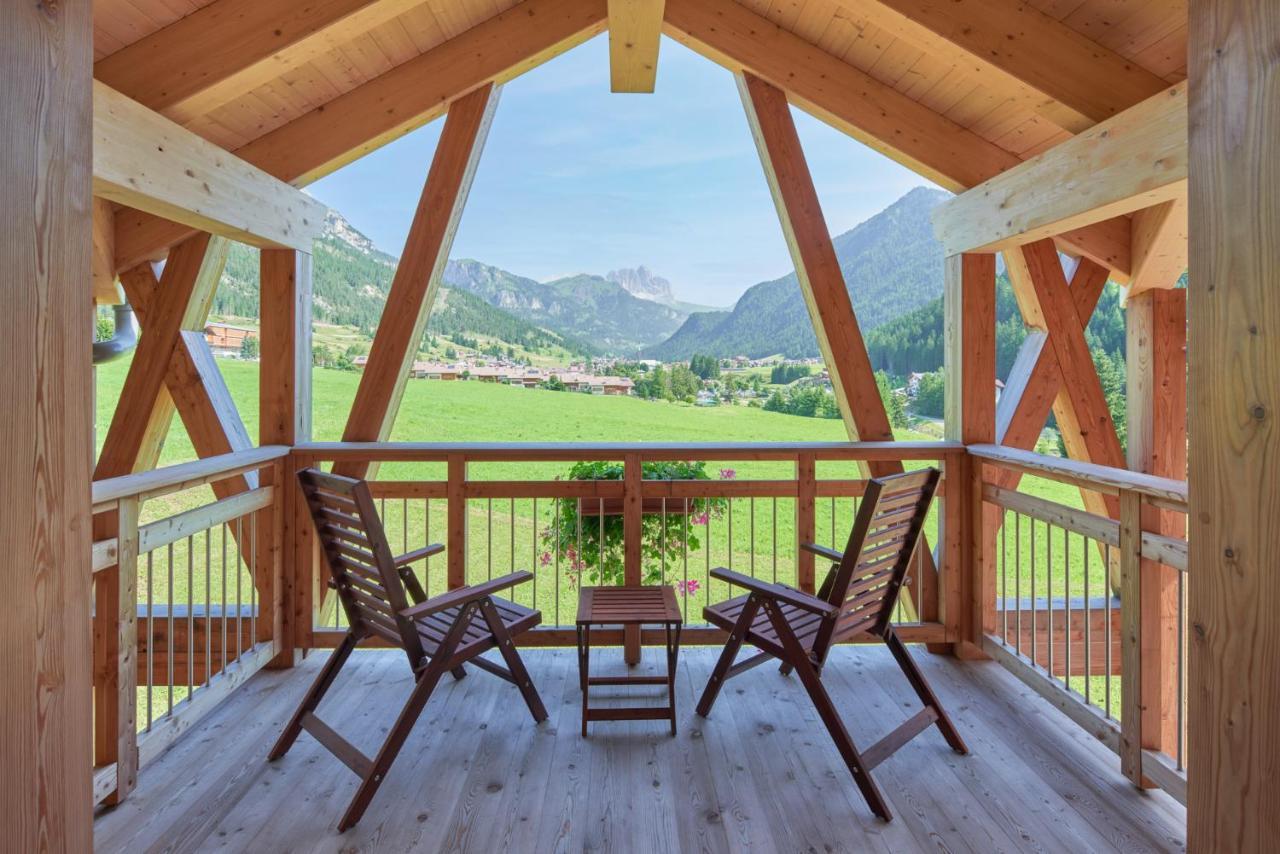 Eco-Green Fiores Agriturismo Vigo di Fassa Luaran gambar