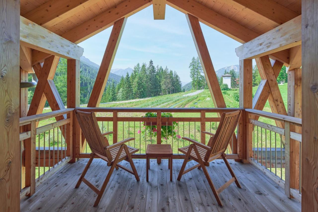 Eco-Green Fiores Agriturismo Vigo di Fassa Luaran gambar