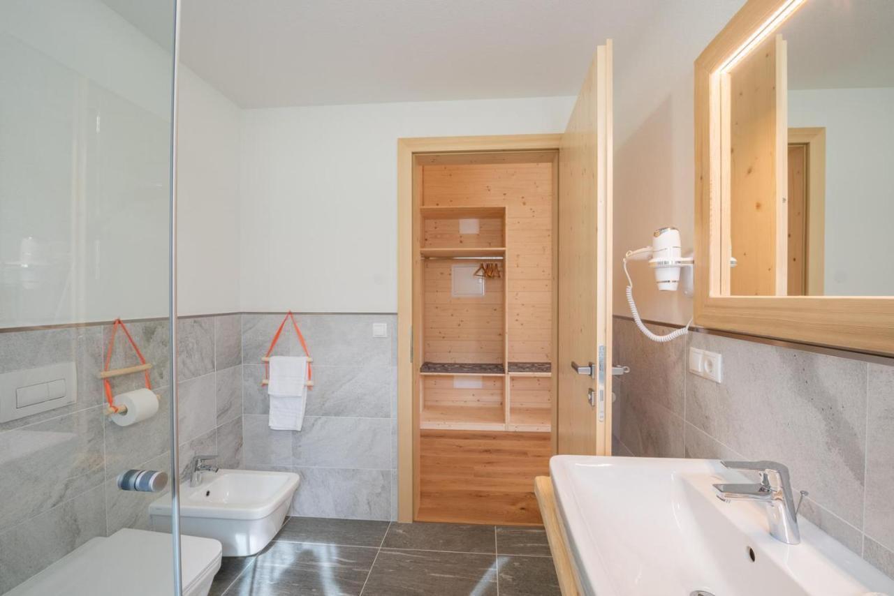 Eco-Green Fiores Agriturismo Vigo di Fassa Luaran gambar