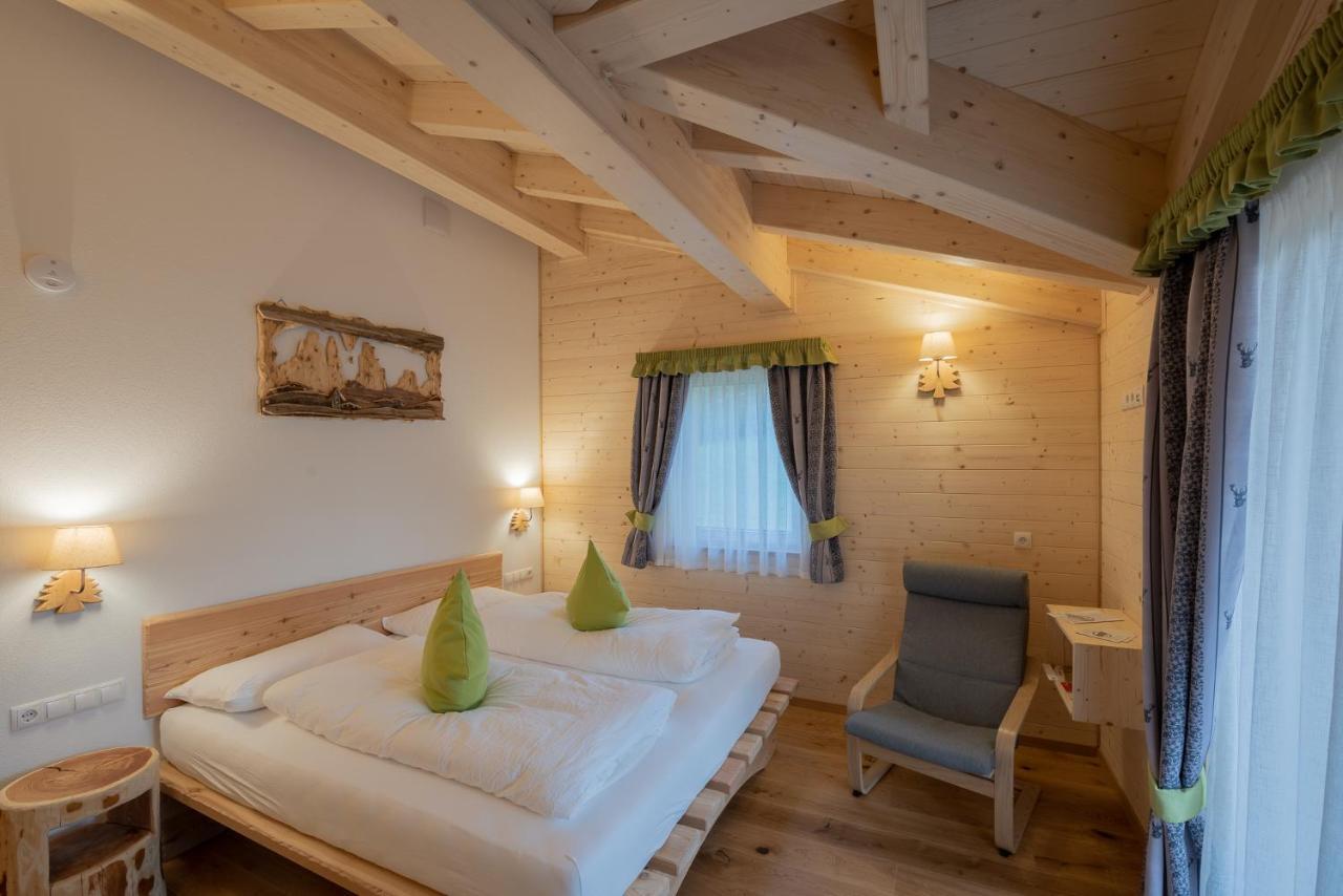 Eco-Green Fiores Agriturismo Vigo di Fassa Luaran gambar